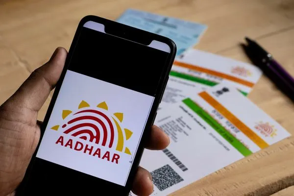 adhar card in mobile